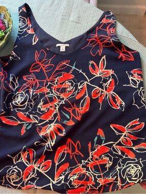 Halogen Navy Scoop Neck Tank with Cream Label Detail